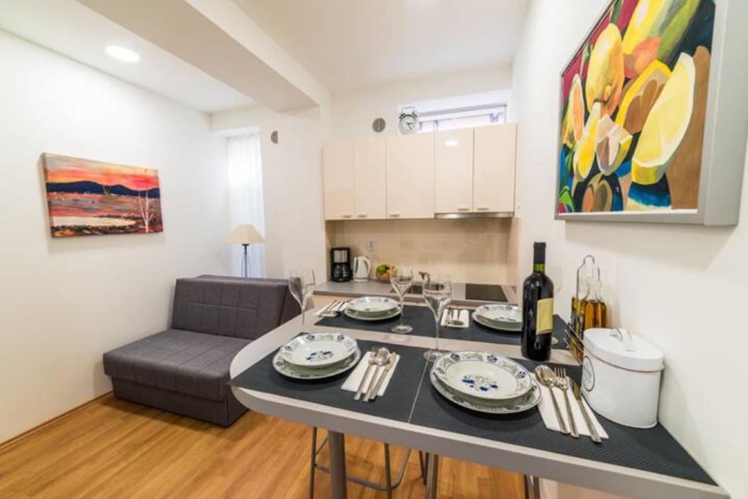 F12 Apartments 萨格勒布 外观 照片