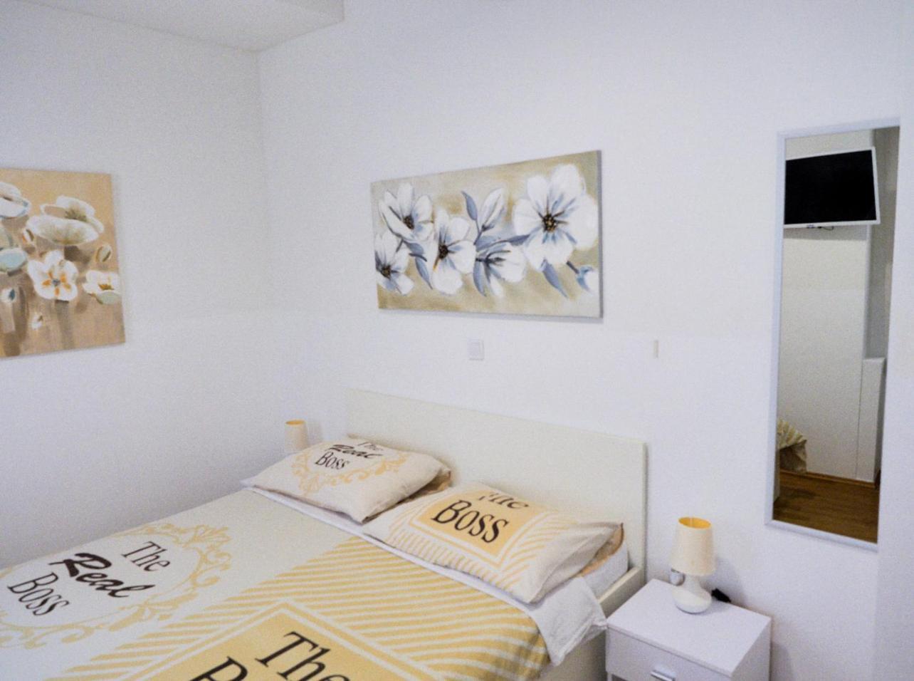 F12 Apartments 萨格勒布 外观 照片